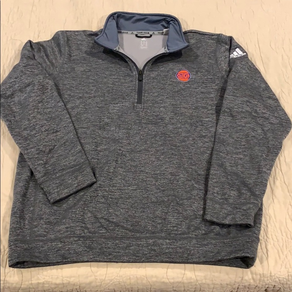 New team issued NY Knicks Mens 1/4 zip size XL